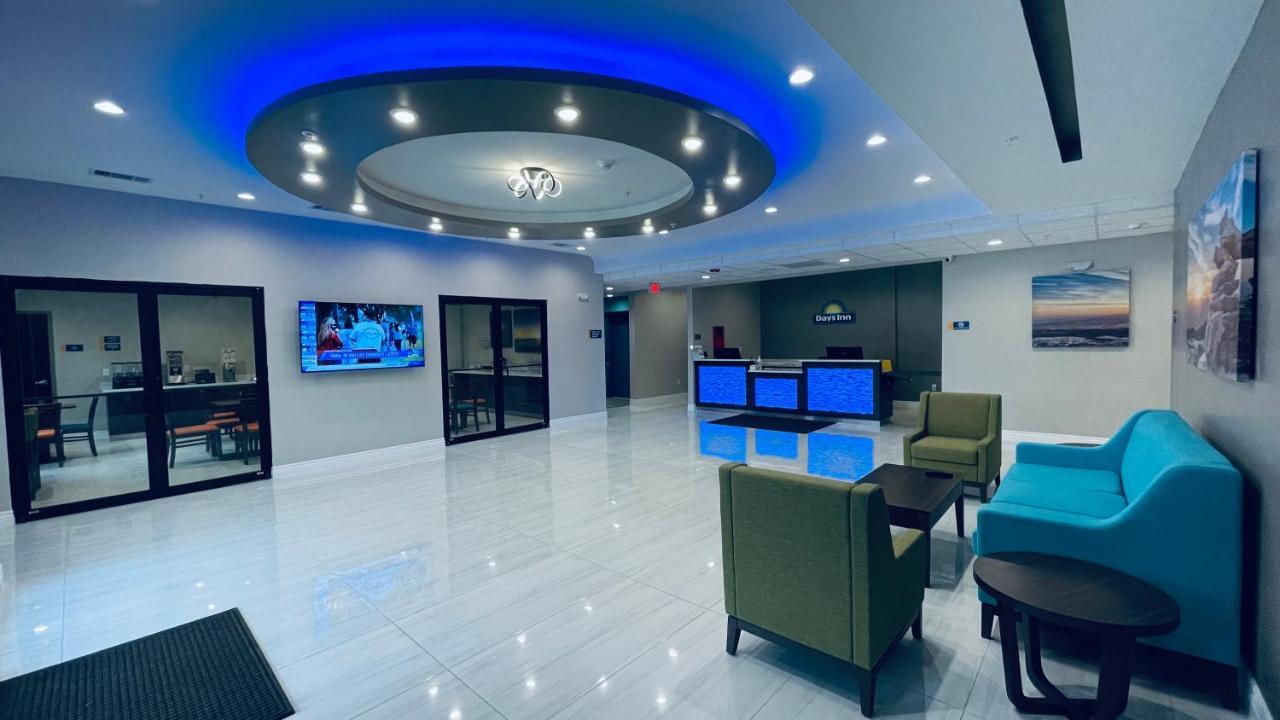 Days & By Wyndham Greater Hotel Tomball